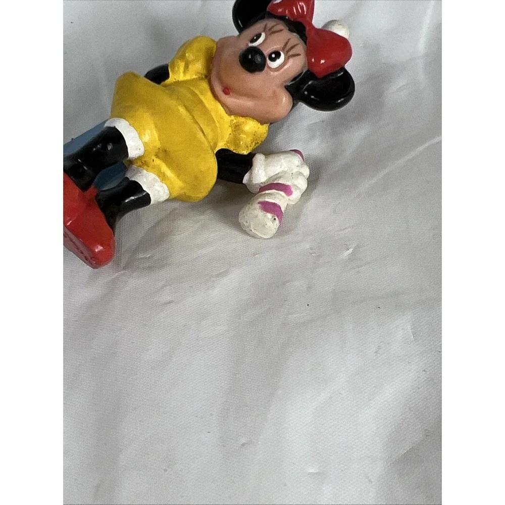 Vintage 1980's Disney Minnie Mouse 1st‎ Birthday No. 1 cake topper PVC Figure 2